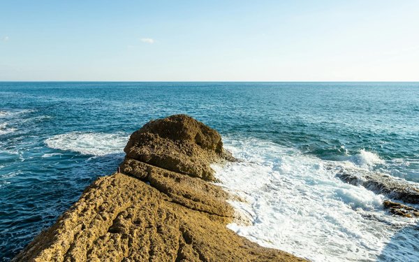 Quels sont les meilleurs itinéraires pour une randonnée dans les montagnes de l'Atlas, Maroc?